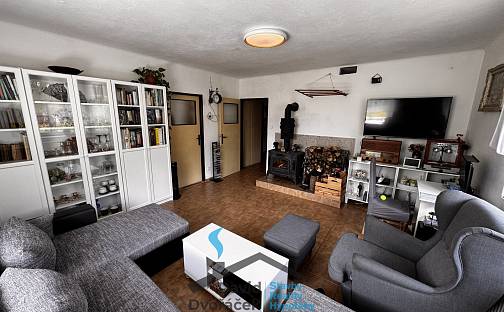Prodej bytu 2+1 72 m², Stará Paka - Karlov, okres Jičín
