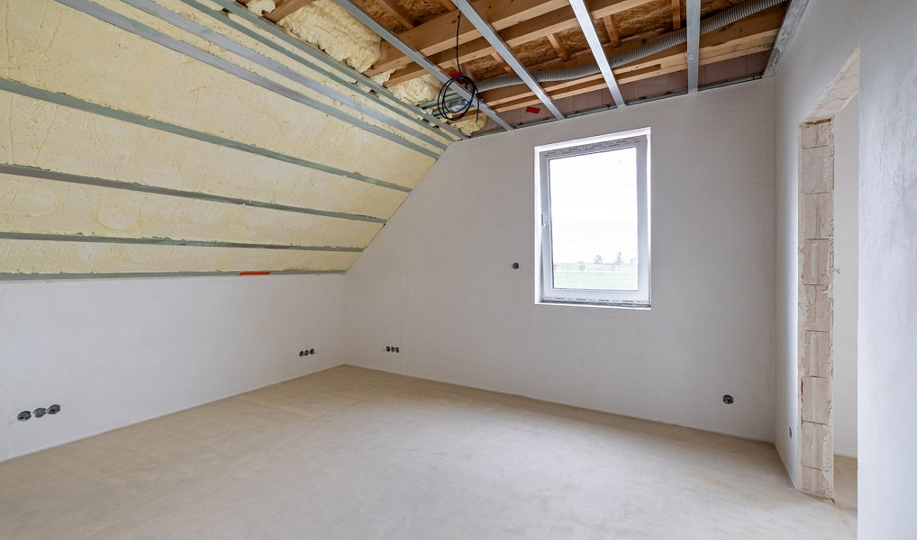 Prodej domu 166 m² s pozemkem 1 012 m², Lužná – náhled fotky 16