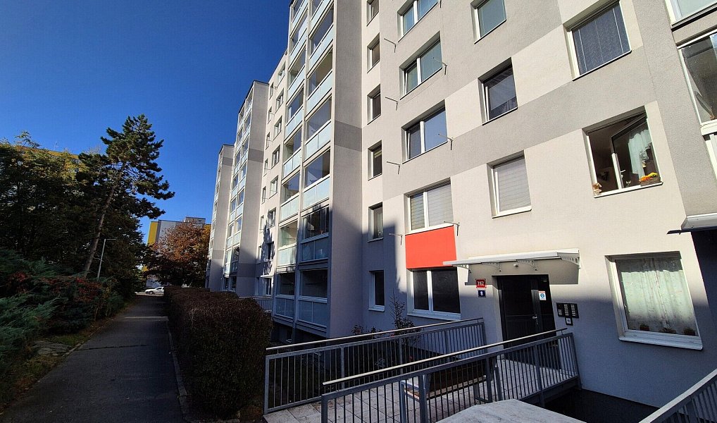 Prodej bytu 3+1 68 m², Praha – náhled fotky 9