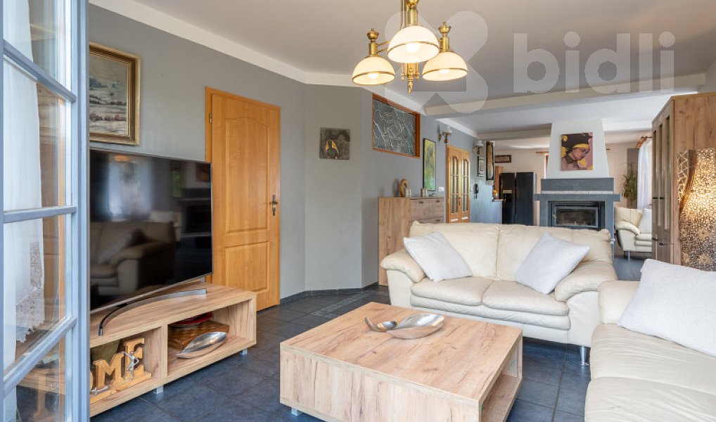 Prodej domu 214 m² s pozemkem 1 285 m², Kamenice – náhled fotky 6