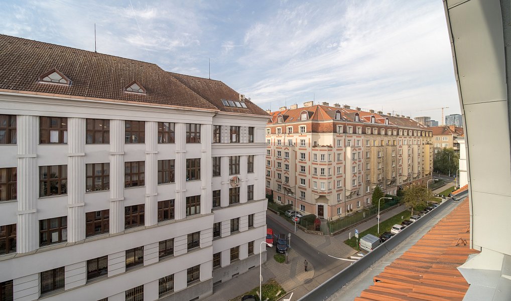 Pronájem bytu 2+kk 80 m², Brno – náhled fotky 3