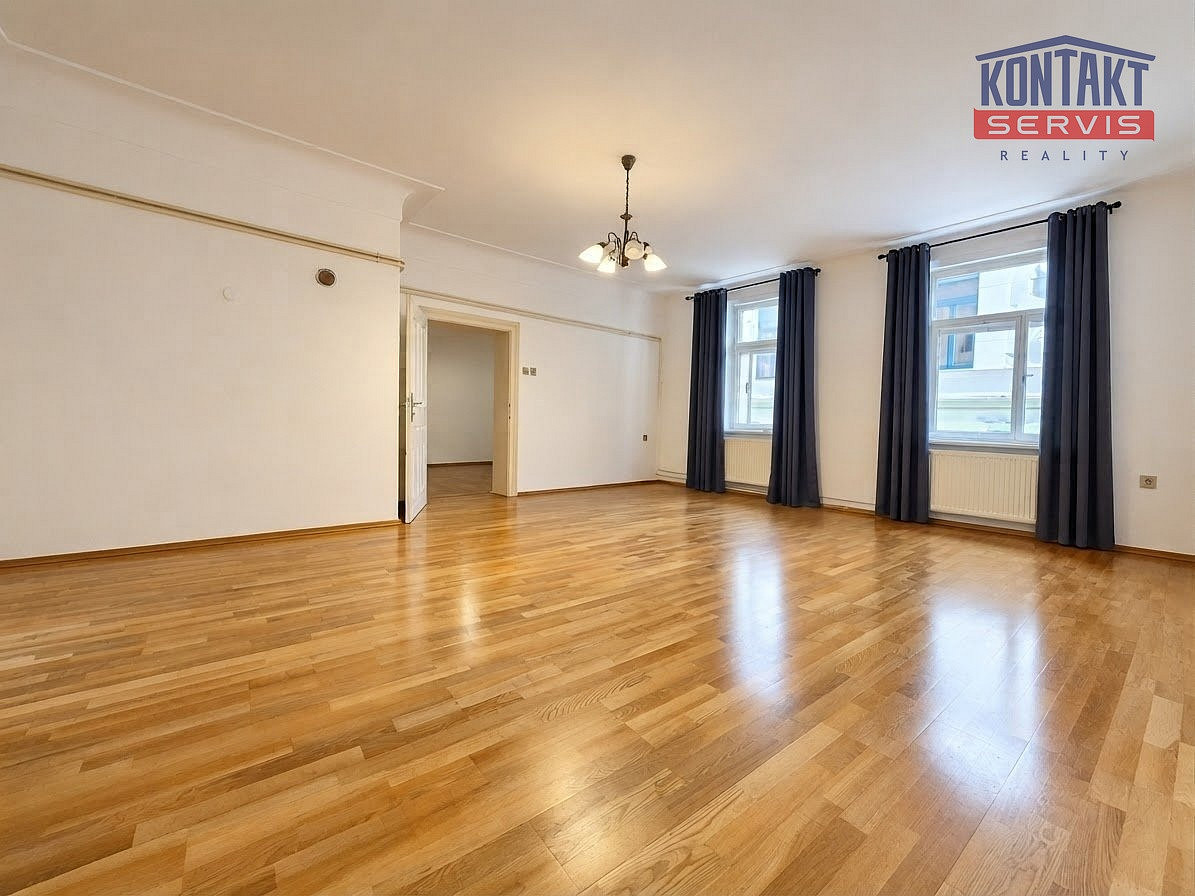 Pronájem bytu 3+1 85 m² – fotografie 4