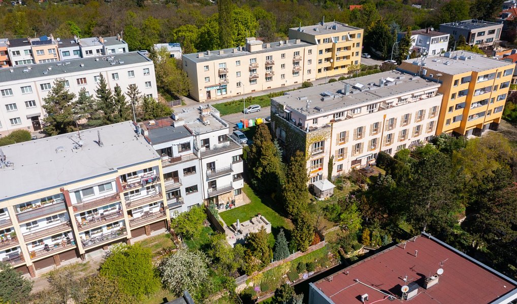 Prodej domu 200 m² s pozemkem 164 m², Praha – náhled fotky 7