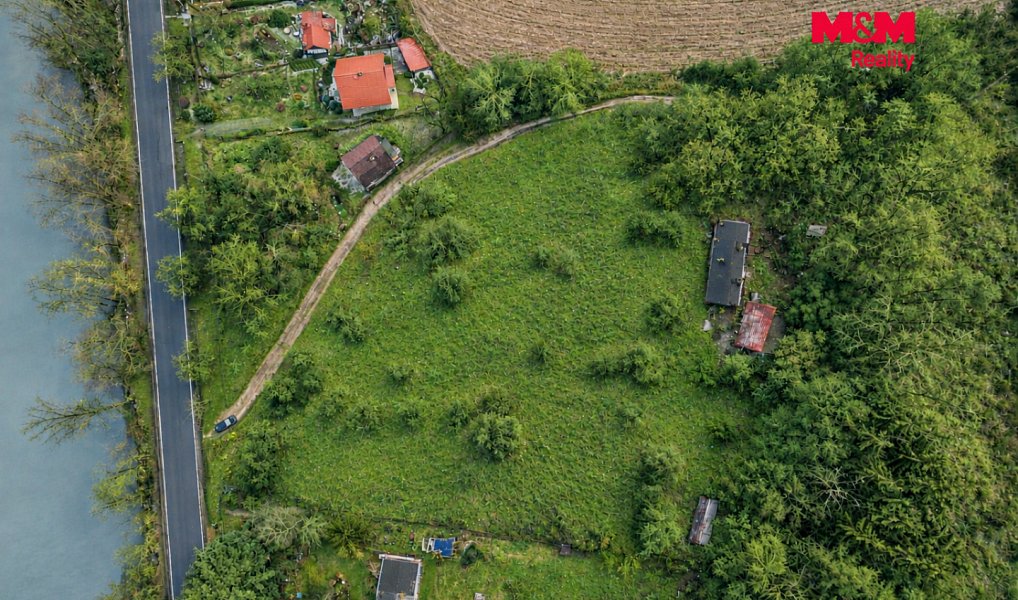 Prodej stavebního pozemku 6 197 m², Kařez – náhled fotky 2