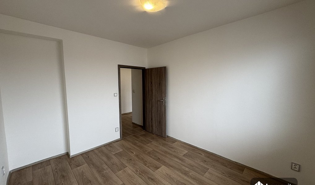 Pronájem bytu 3+1 68 m², Pardubice – náhled fotky 9