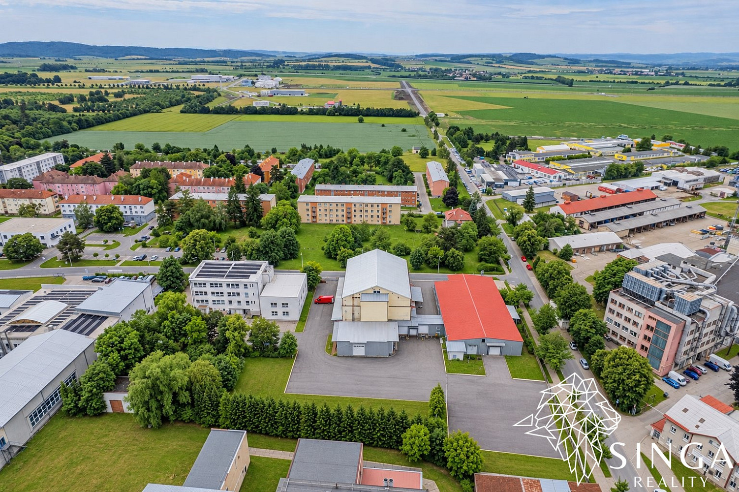 Prodej výrobních prostor 1 036 m² – fotografie 4