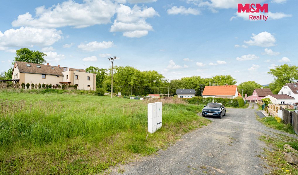 Prodej stavebního pozemku 1 025 m², Velké Chvojno – náhled fotky 3