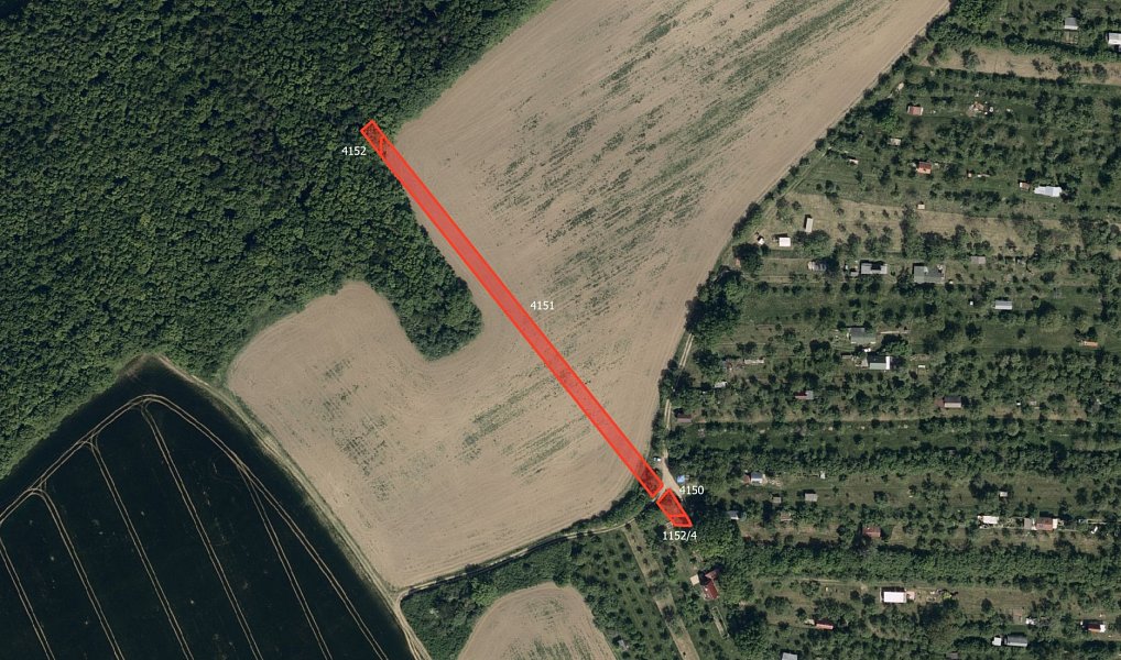 Prodej pole 5 050 m², Uherský Brod – náhled fotky 2