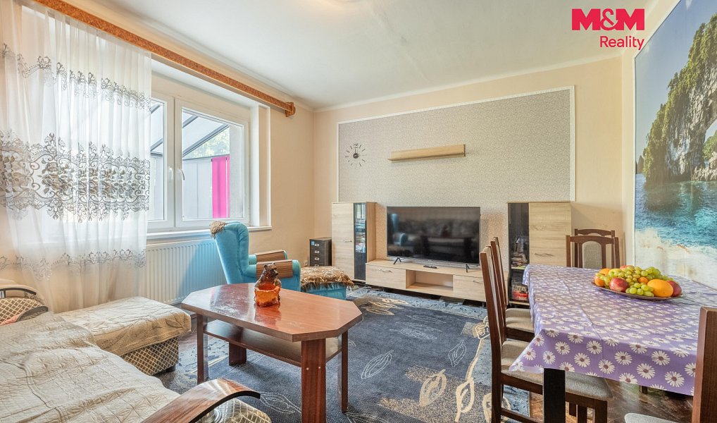 Prodej domu 180 m² s pozemkem 417 m², Kladno – náhled fotky 2