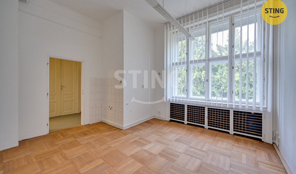 Pronájem kanceláře 315 m², Olomouc – náhled fotky 16