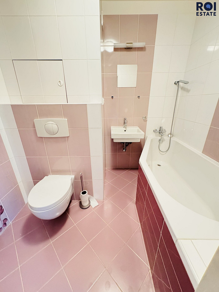 Pronájem bytu 1+kk 35 m² — photo 4