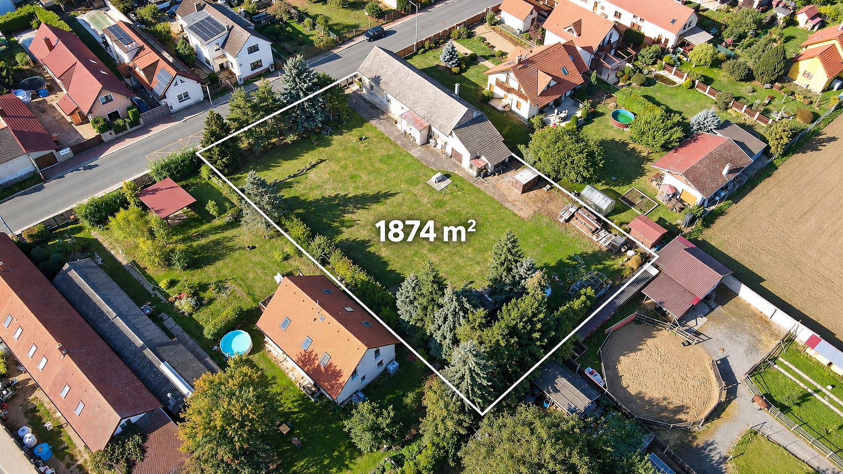 Prodej domu 165 m² s pozemkem 1 874 m²