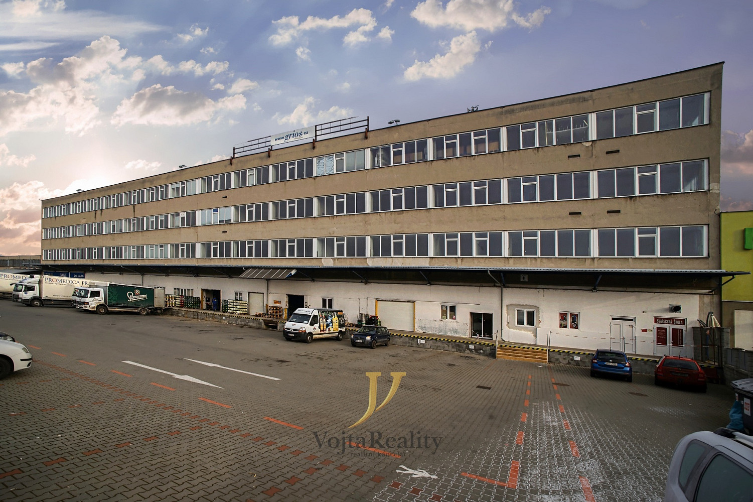Pronájem skladovacích prostor 400 m² – fotografie 2