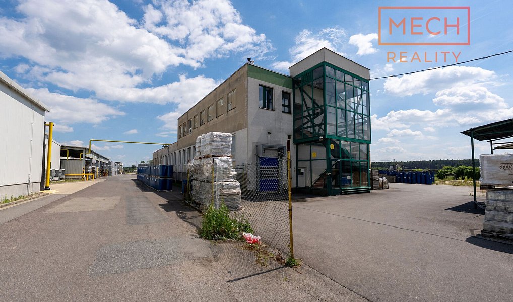 Prodej výrobních prostor 1 347 m², Bzenec – náhled fotky 20