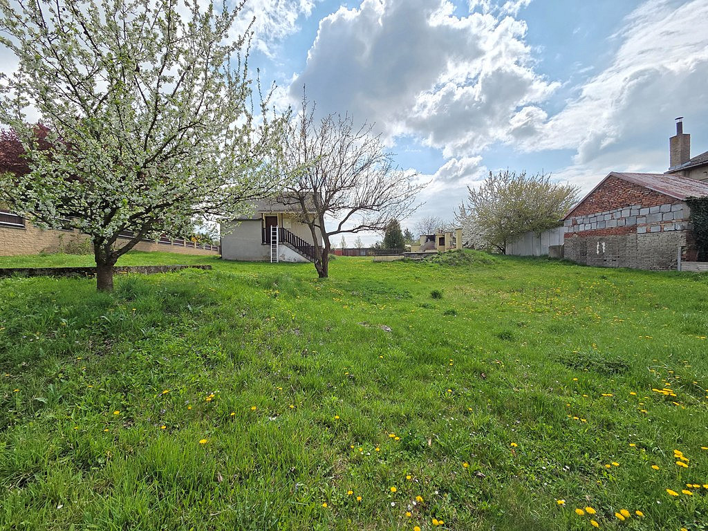 Prodej stavebního pozemku 1 271 m² – pohled 6