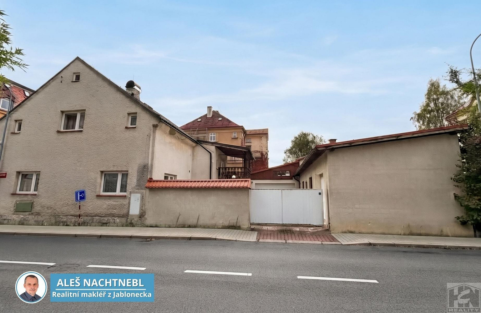 Prodej domu 330 m² s pozemkem 469 m² – fotografie 3