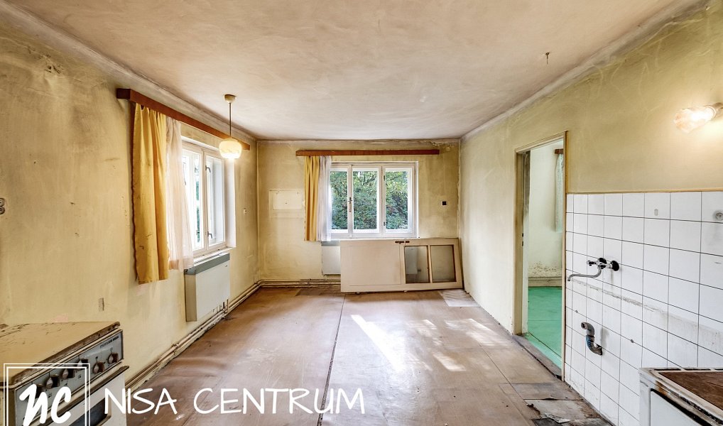 Prodej domu 200 m² s pozemkem 2 650 m², Hlavice – náhled fotky 10