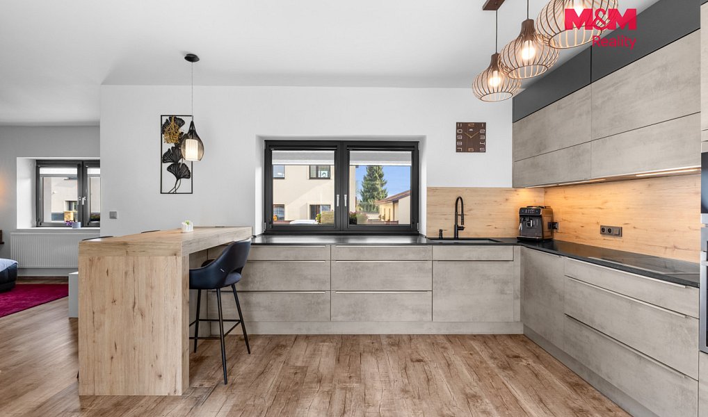 Prodej domu 190 m² s pozemkem 573 m², Lázně Toušeň – náhled fotky 10
