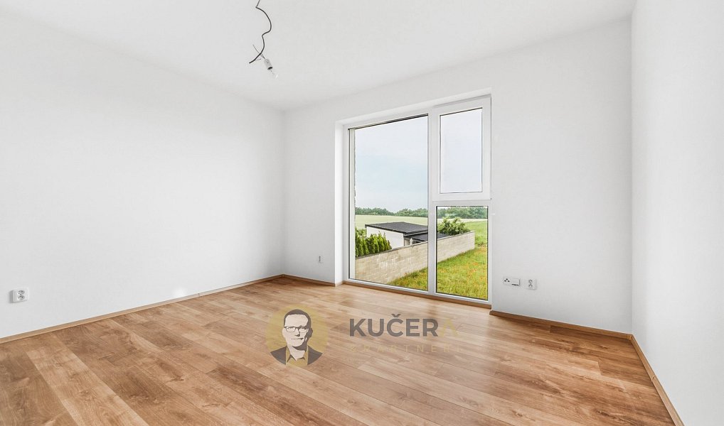 Prodej domu 145 m² s pozemkem 600 m², Nemyslovice – náhled fotky 15