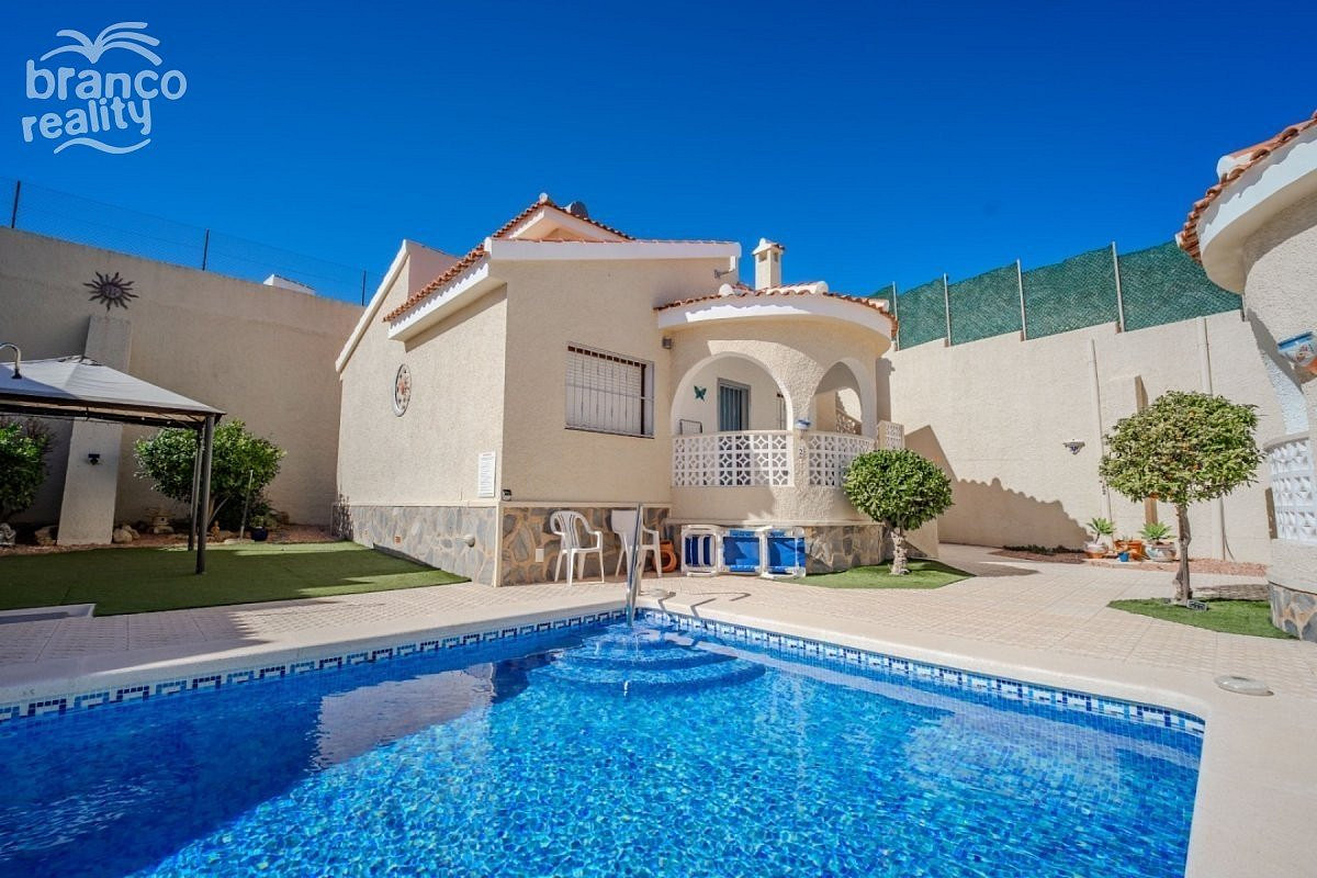 Prodej domu 317 m² s pozemkem 846 m² - Vista 4