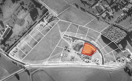 Prodej stavebního pozemku 971 m², Lipí, okres České Budějovice