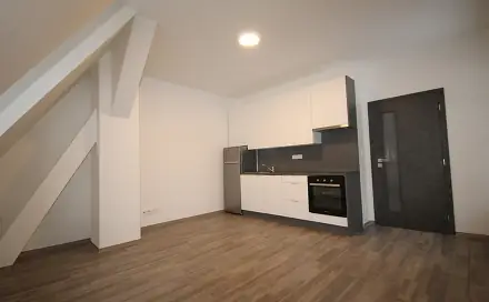 Pronájem bytu 1+kk 29 m²