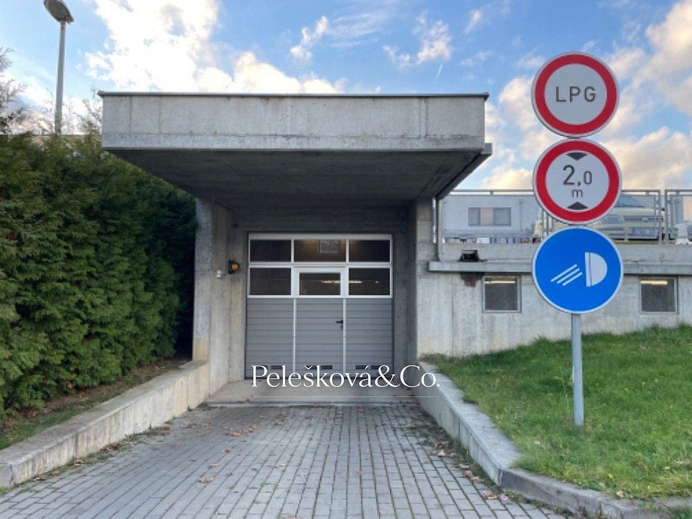 Prodej, Garážová stání, 19m2 - Praha