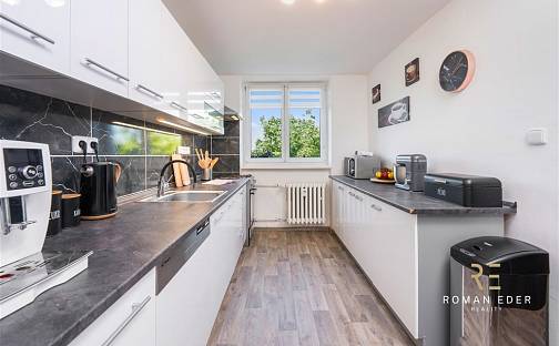 Prodej bytu 3+1 78 m², Evropská, Praha 6 - Liboc, okres Praha