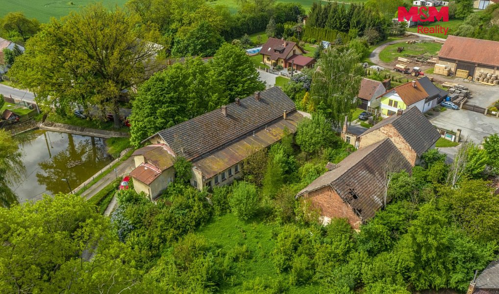 Prodej domu 300 m² s pozemkem 2 458 m², Bělá pod Bezdězem – náhled fotky 4