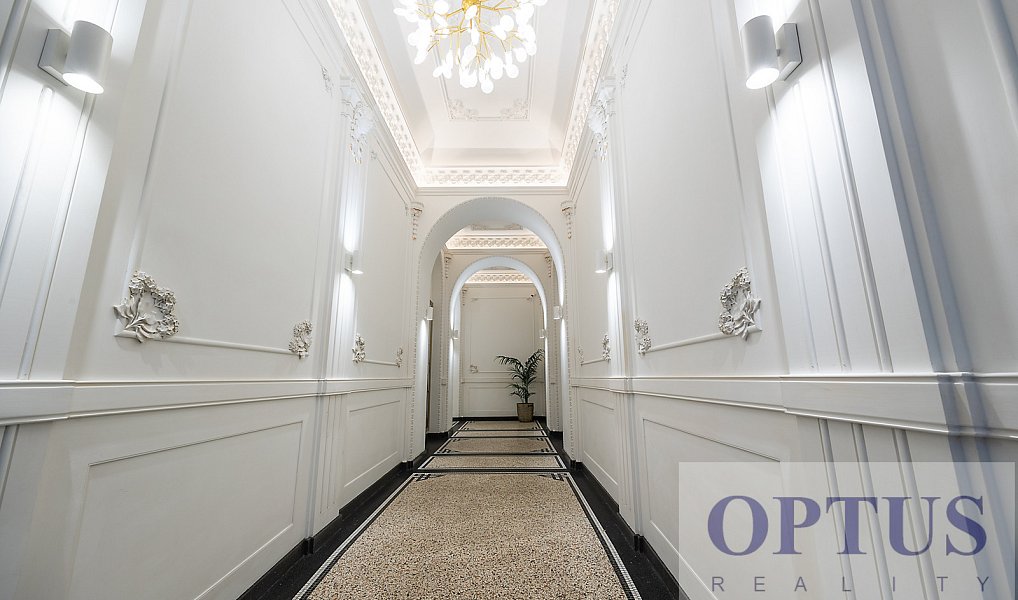 Pronájem bytu 5+kk 190 m², Praha – náhled fotky 37