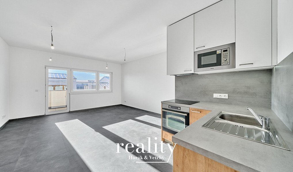 Pronájem bytu 1+kk 36 m², Znojmo – náhled fotky 2