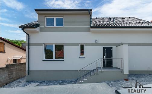 Prodej domu 128 m² s pozemkem 274 m², Purkyňovo nám., Kralupy nad Vltavou, okres Mělník