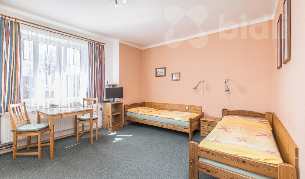 Prodej domu 300 m² s pozemkem 968 m², Kašperské Hory – náhled fotky 5