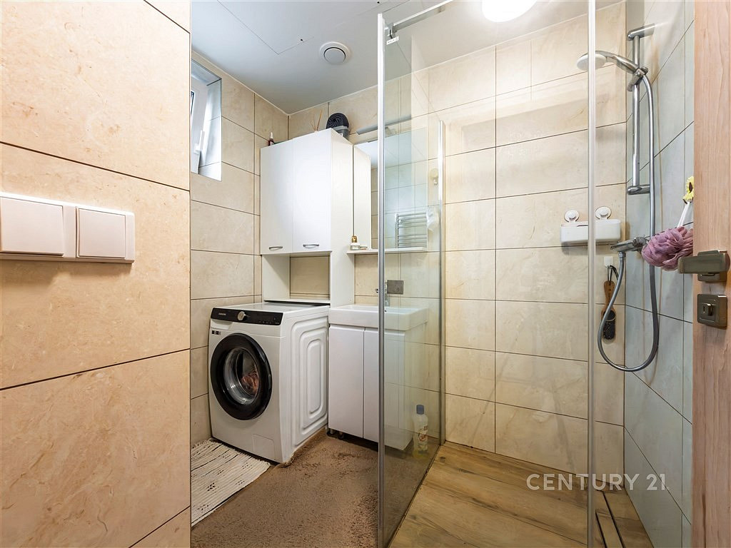 Pronájem bytu 2+kk 55 m² – další