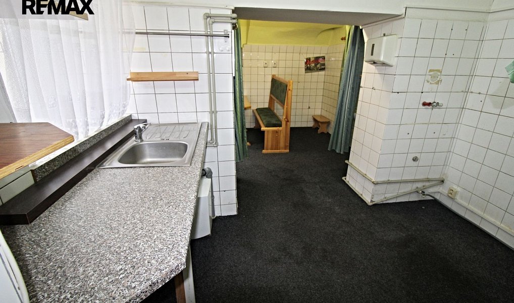 Prodej komerčního objektu (jiného typu) 460 m², Kaplice – náhled fotky 16