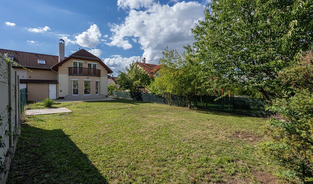Prodej domu 190 m² s pozemkem 465 m², Hostivice – náhled fotky 3
