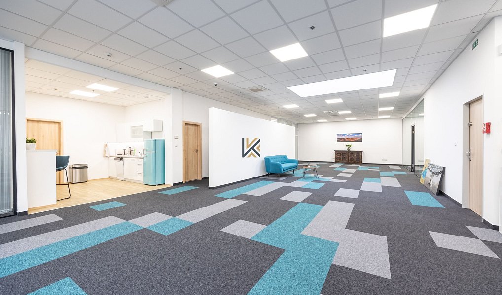 Pronájem obchodních prostor 1 030 m², Praha – náhled fotky 2