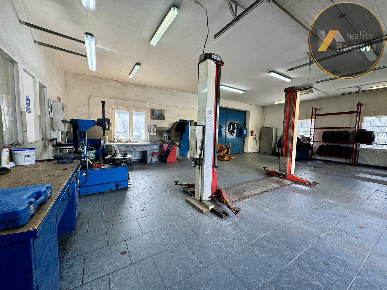 Pronájem obchodních prostor 106 m²