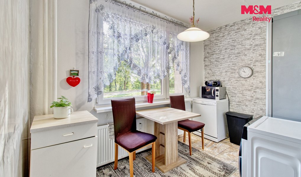 Prodej bytu 3+1 80 m², Chomutov – náhled fotky 9