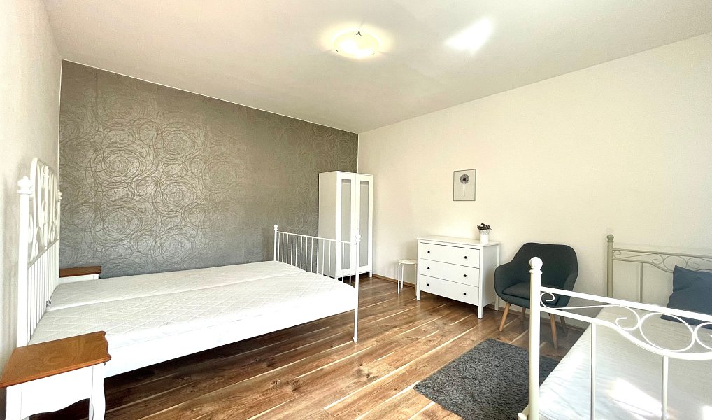Pronájem bytu 1+1 35 m², Praha – náhled fotky 9