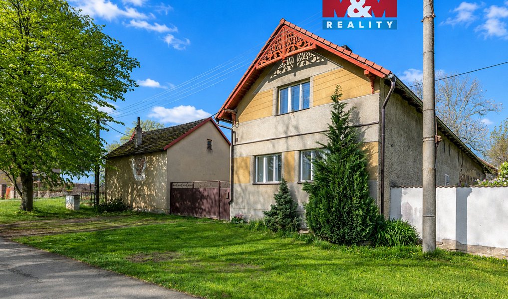 Prodej domu 188 m² s pozemkem 1 079 m², Nepoměřice – fotka 1 z 20