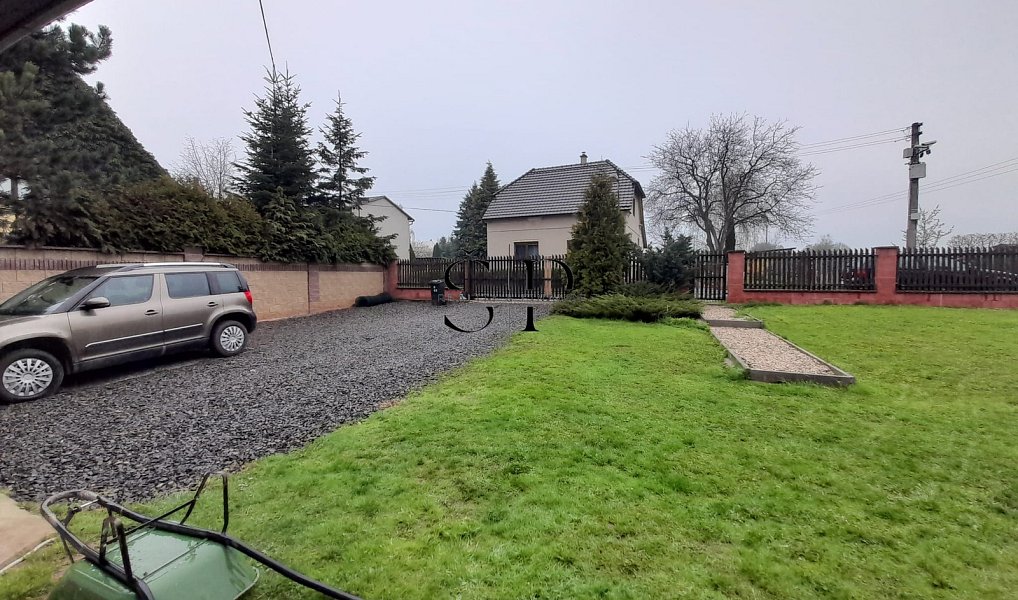 Prodej domu 300 m² s pozemkem 2 218 m², Jesenice – náhled fotky 8