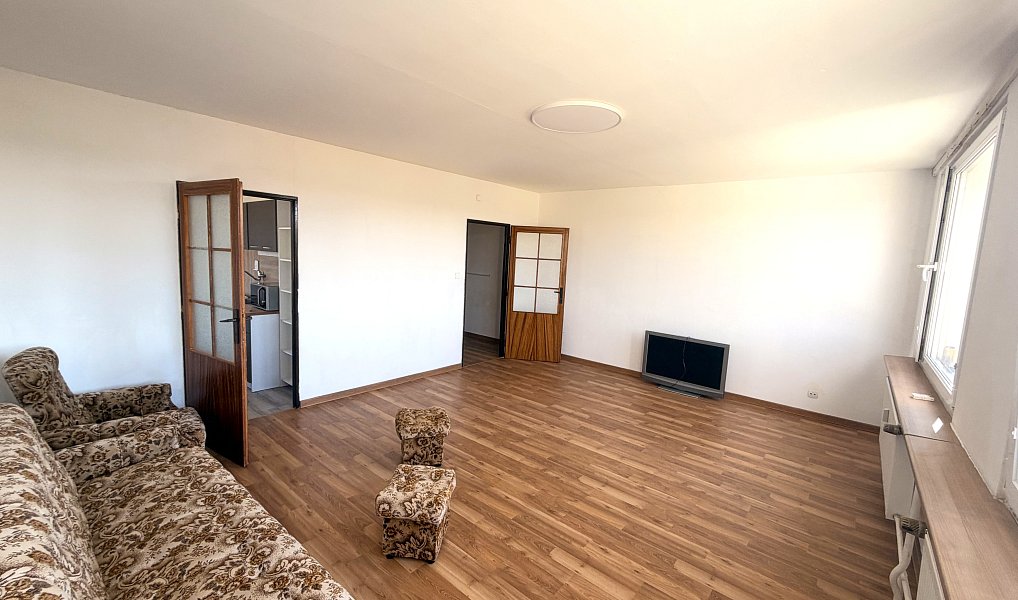 Prodej bytu 3+1 70 m², Březnice – náhled fotky 2