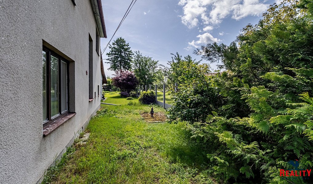 Prodej domu 143 m² s pozemkem 554 m², Roudná – náhled fotky 33