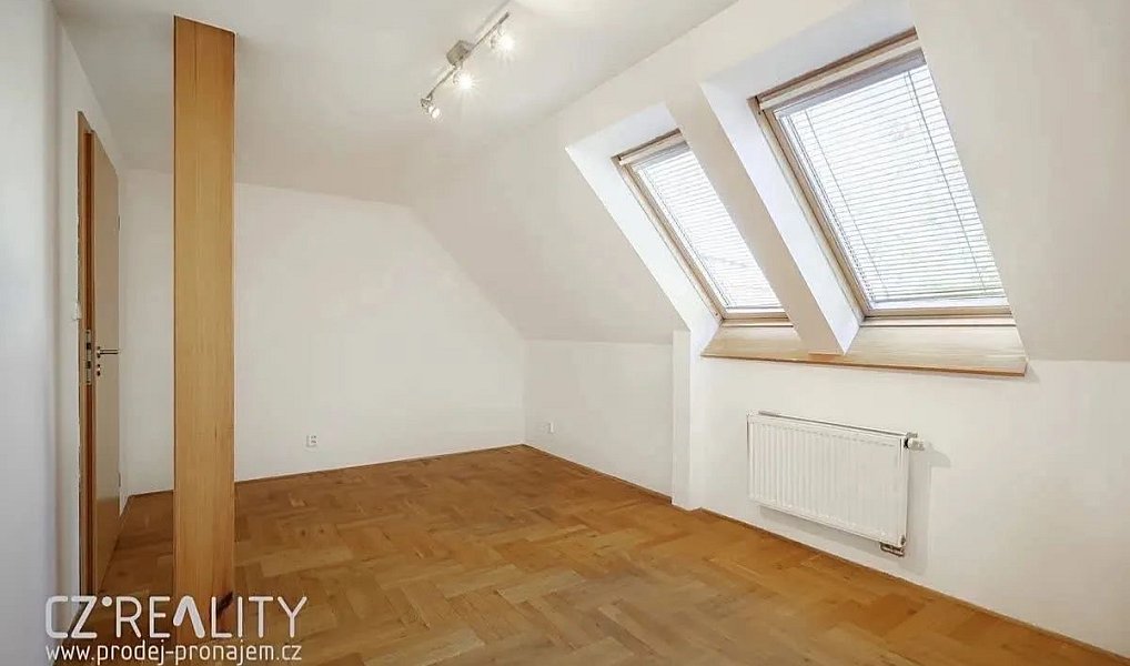 Prodej domu 300 m² s pozemkem 1 300 m², Praha – náhled fotky 26