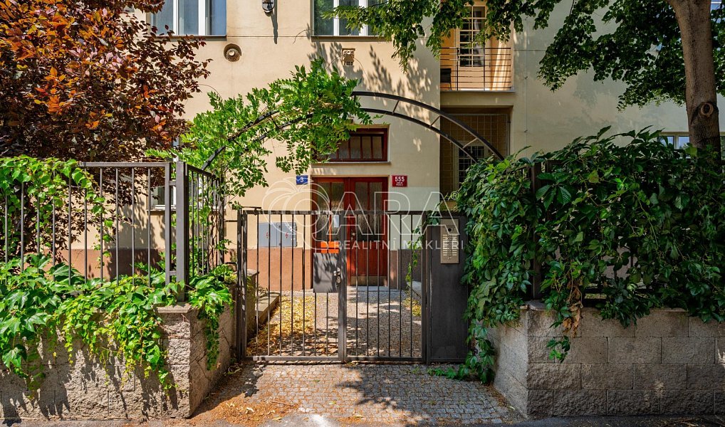 Prodej bytu 1+1 53 m², Praha – fotka 1 z 31