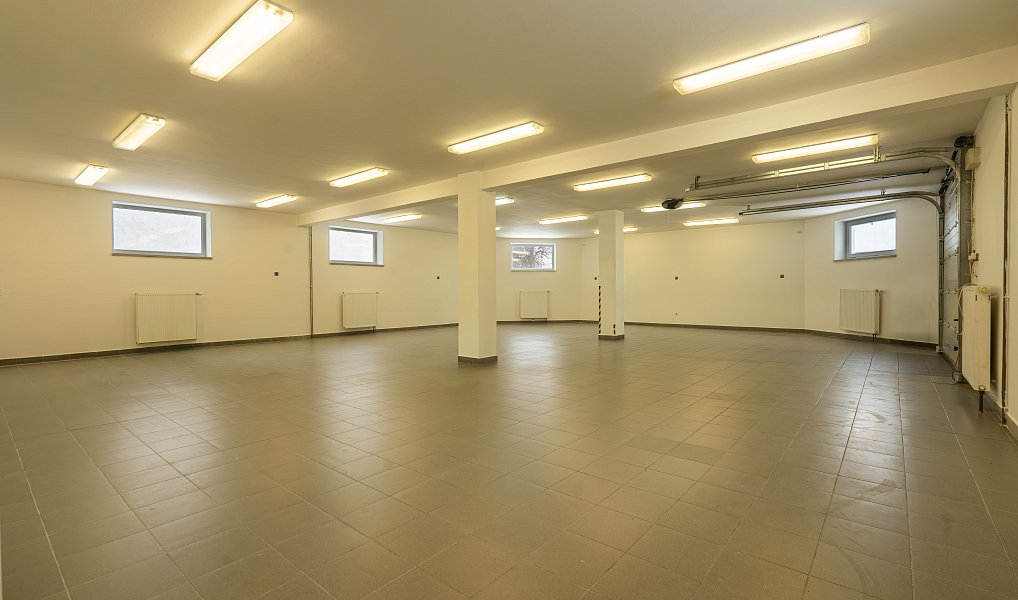Pronájem obchodních prostor 299 m², Jičín – náhled fotky 34
