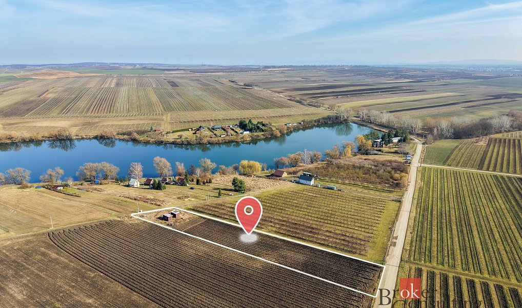 Prodej pozemku 2 791 m², Velké Bílovice – náhled fotky 9