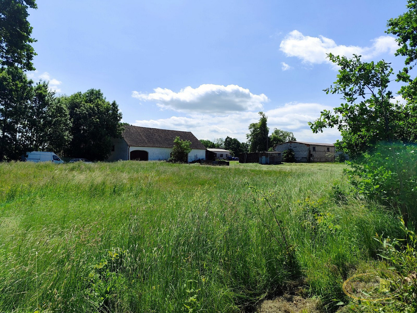 Prodej stavebního pozemku 1 176 m²
