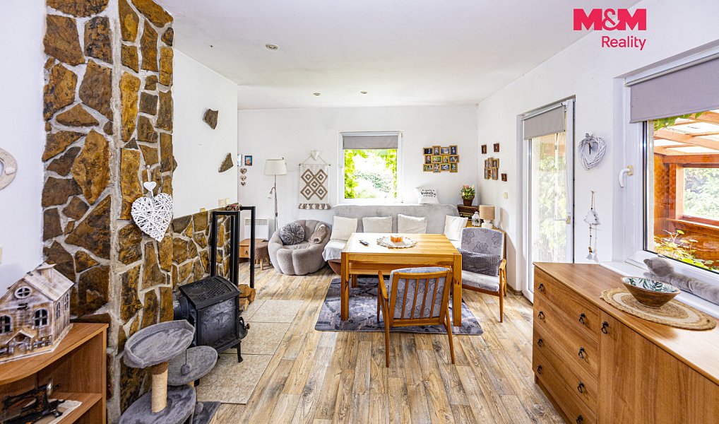 Prodej domu 50 m² s pozemkem 1 295 m², Močovice – náhled fotky 2